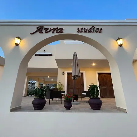 Avra Hotel 2*